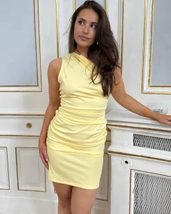 Andreaic dress