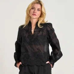 Angel embroidey blouse