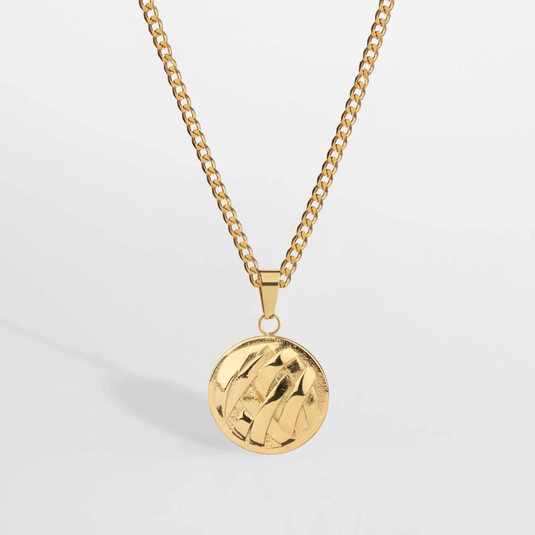 Armor necklace