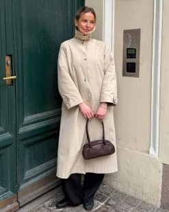 Avaic trenchcoat
