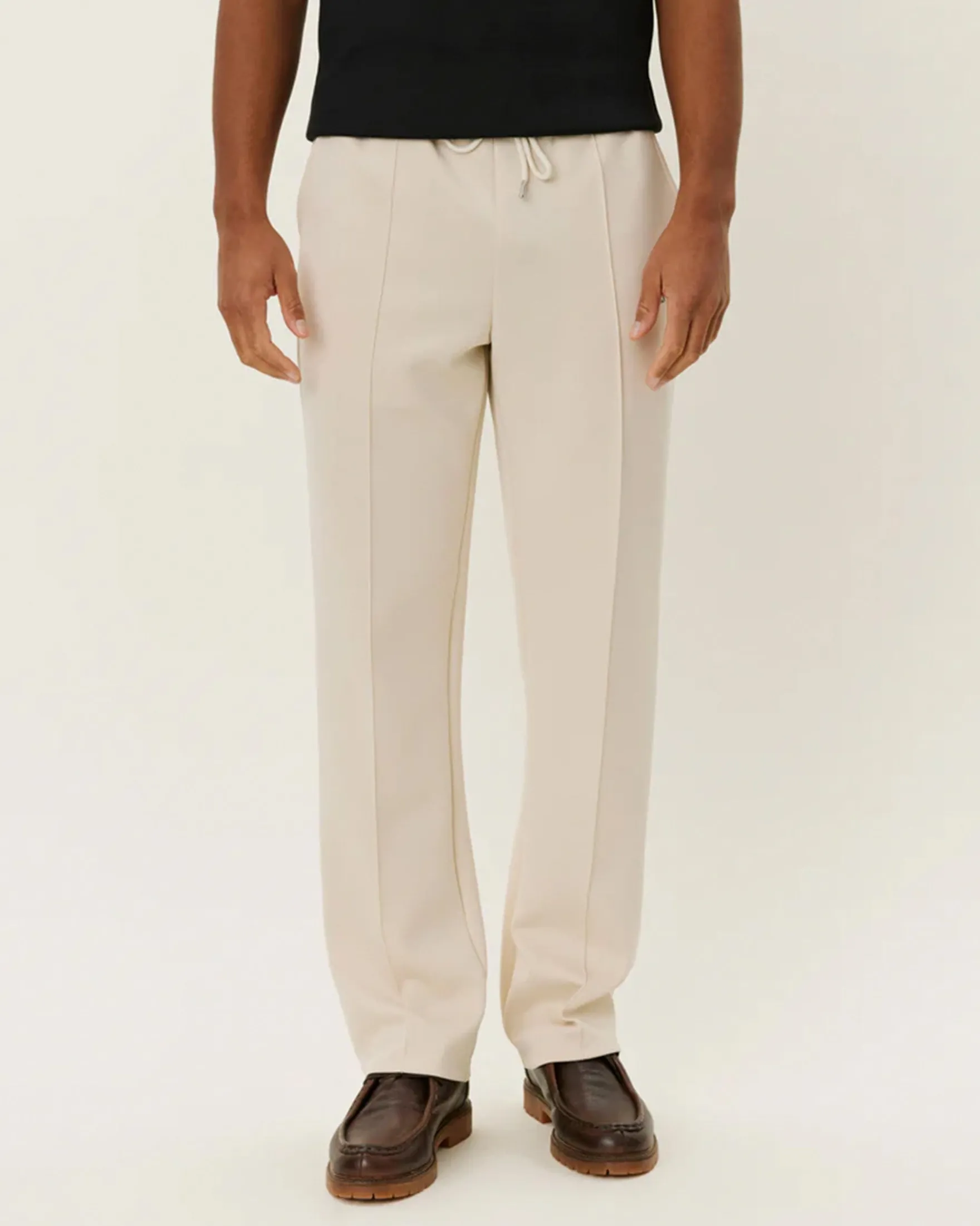Ballier casual track