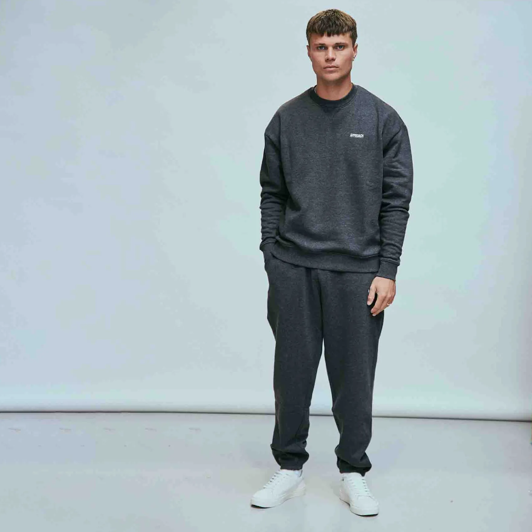 Basic boxy crewneck