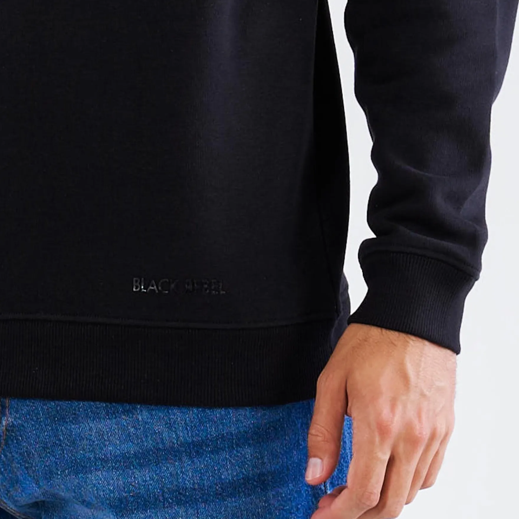 Basic half zip