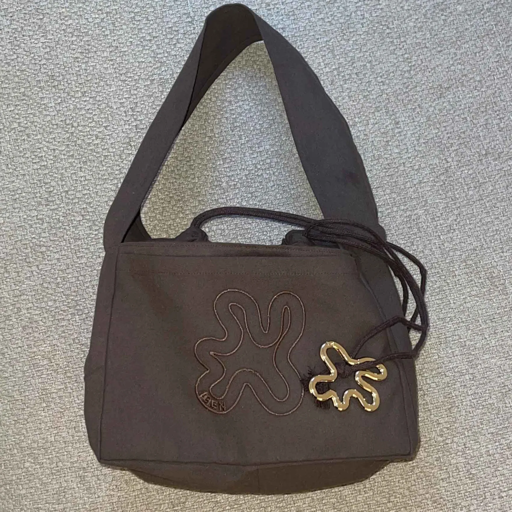 Brown mini shopper