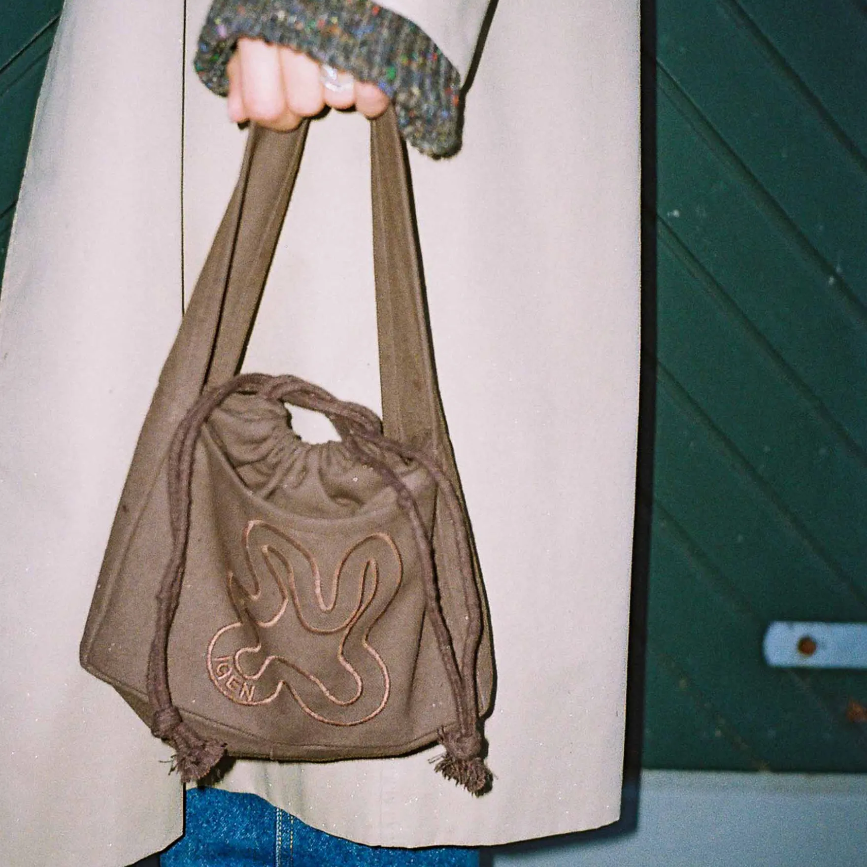 Brown mini shopper