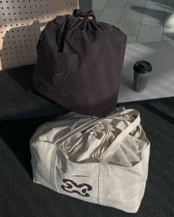 Brown shopper
