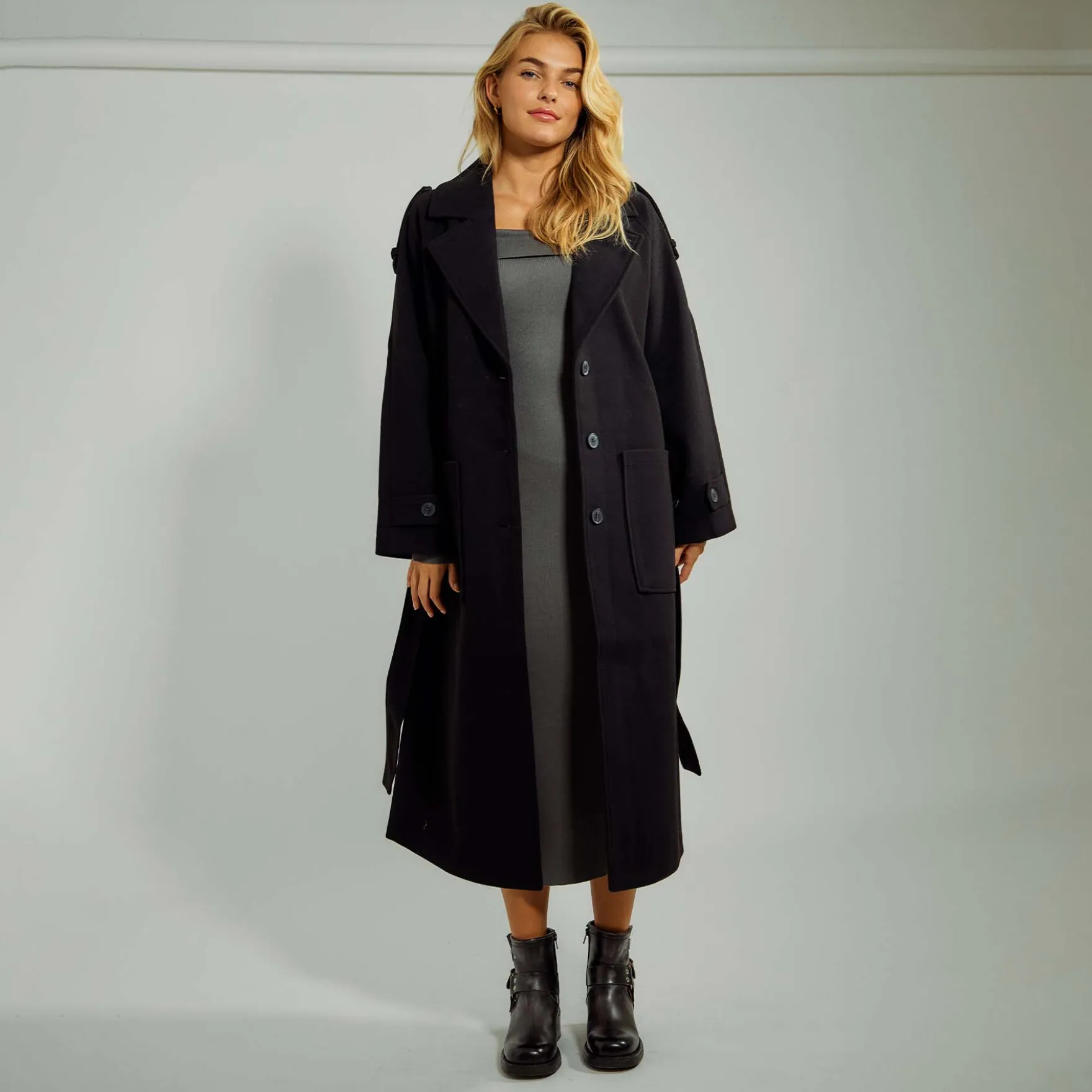 Caleb long jacket