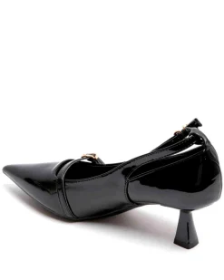 Catty high heel