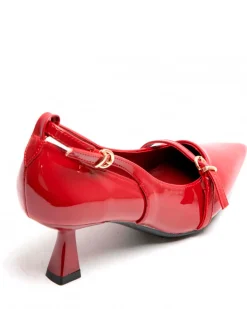 Catty high heel