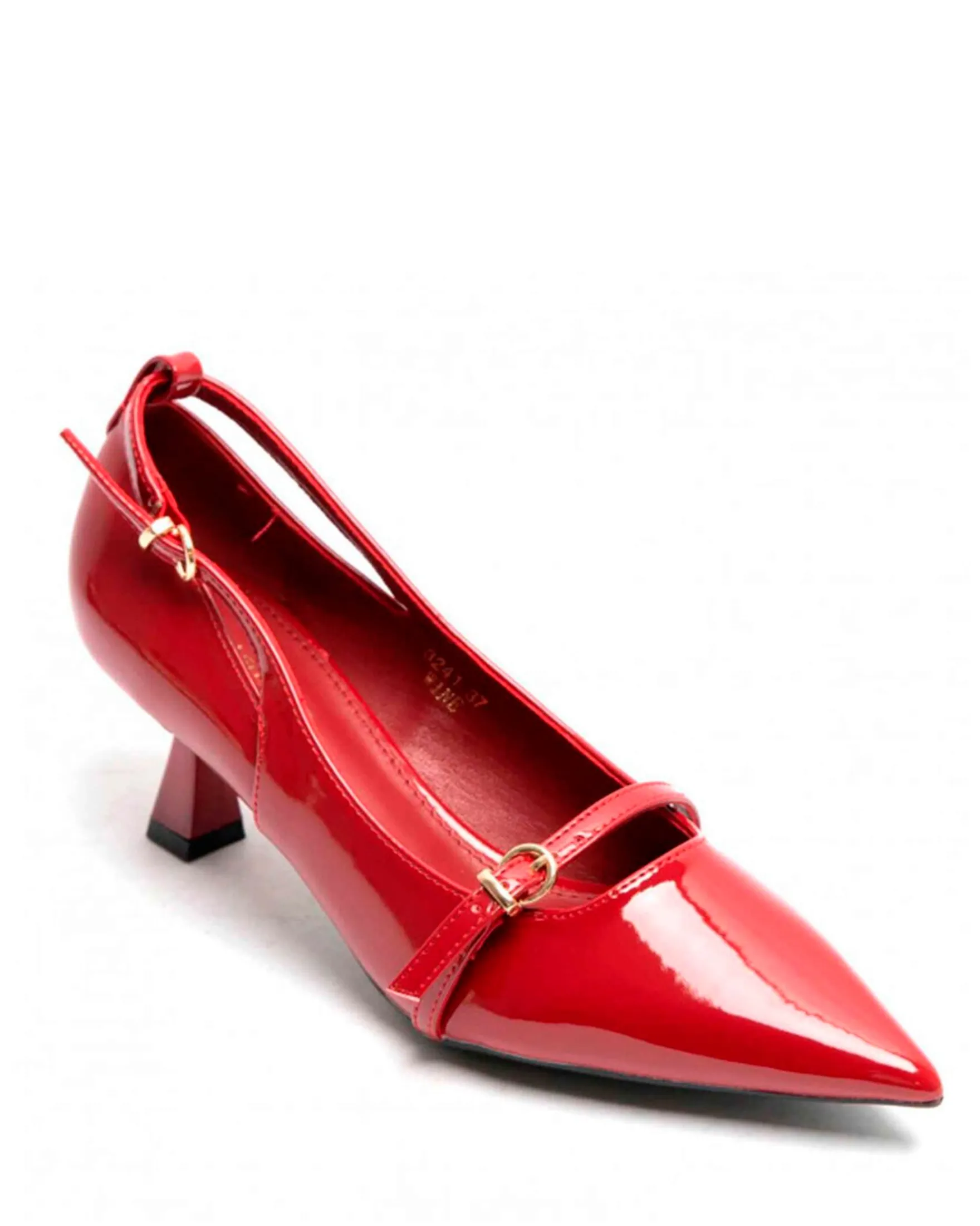 Catty high heel