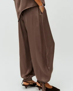 Eawyn tie