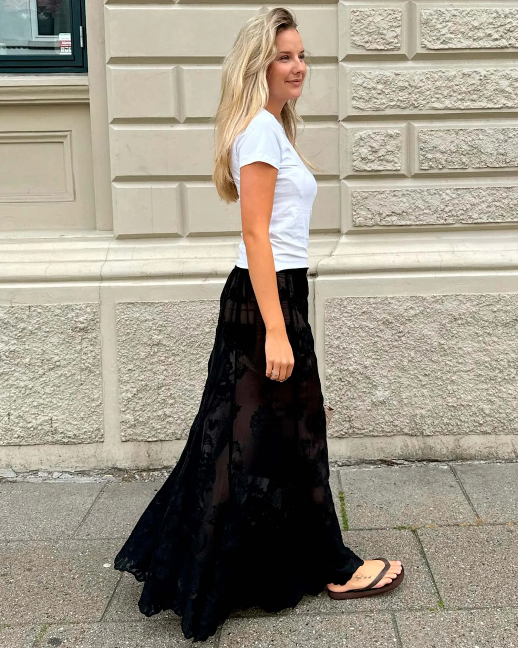Ellinoric lace maxi skirt