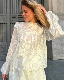 Ellinoric lace shirt