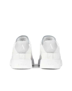 Essence white - men