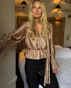 Freyaic shirt