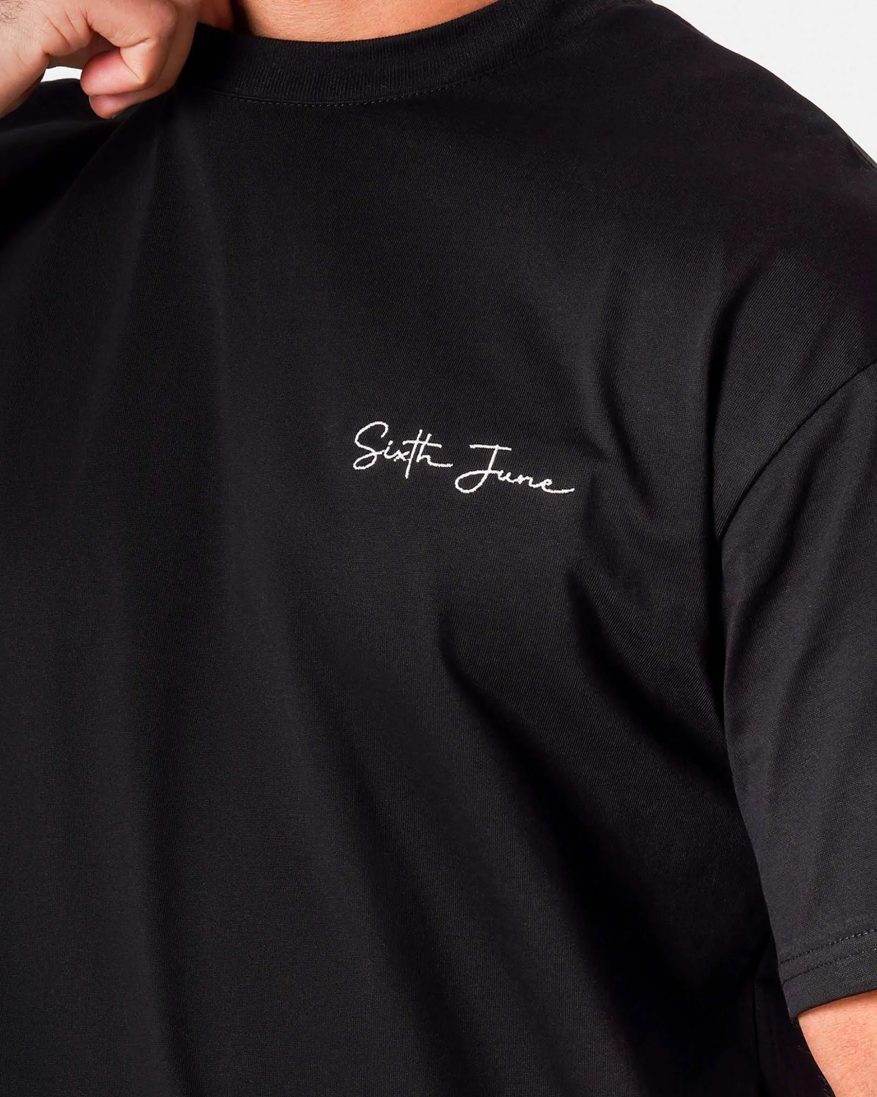 GALLERY SS TSHIRT