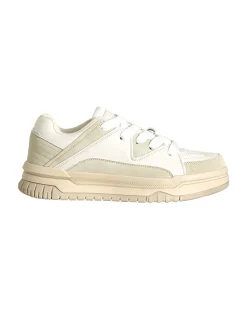 Hawk sneaker