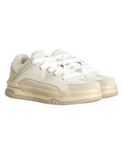 Hawk sneaker