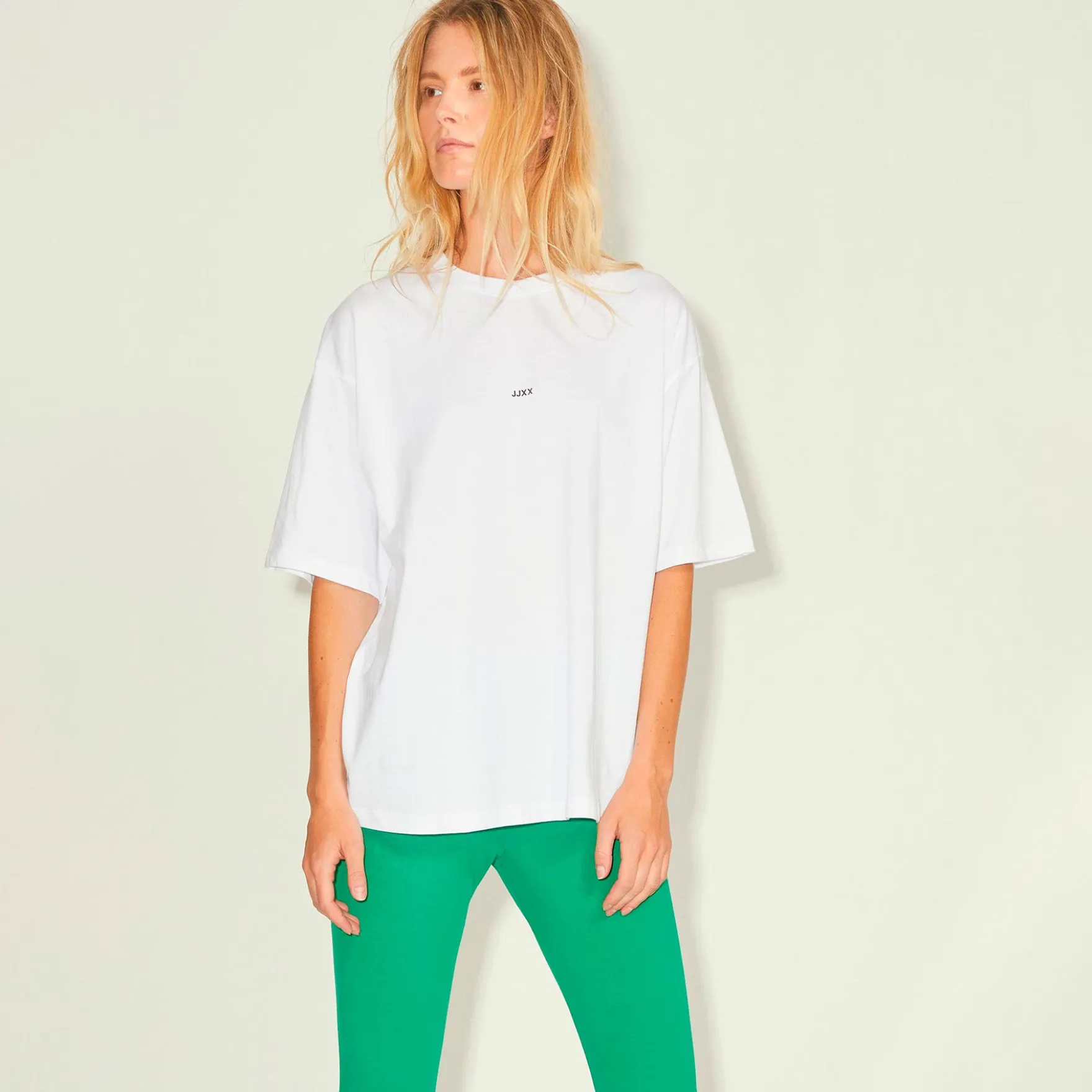 Jxandrea loose logo