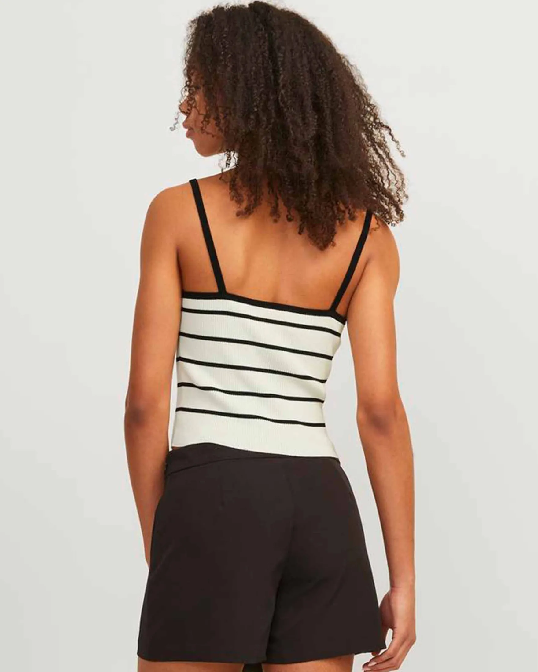 JXESTHER TIGHT SHORT TOP