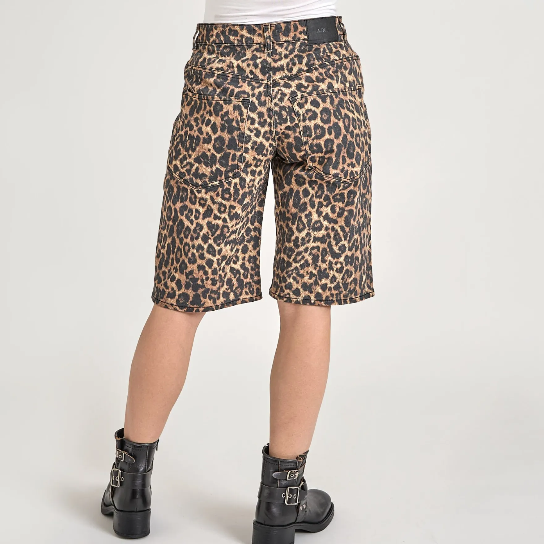 JXSARAH ERIN BAGGY MW SHORTS