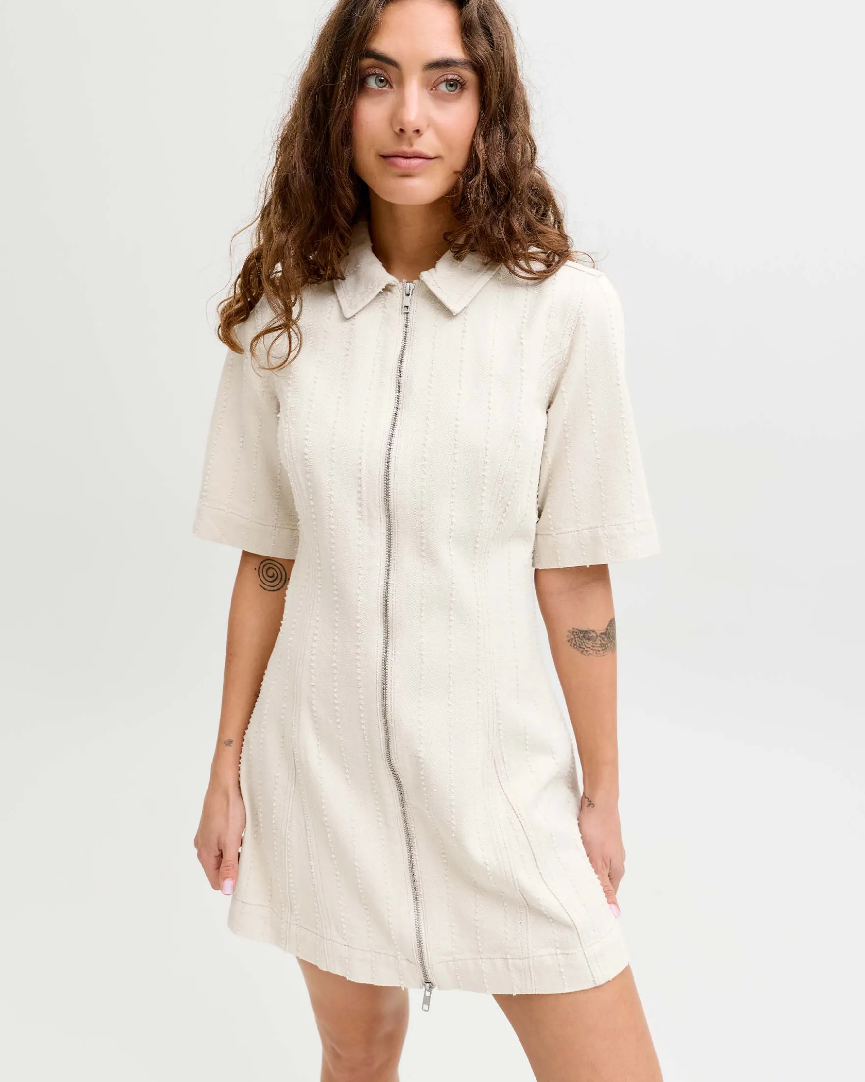 JXSILLE ALORA SHORT DRESS