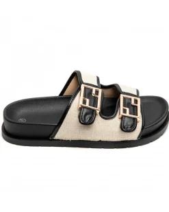 Karo sandal