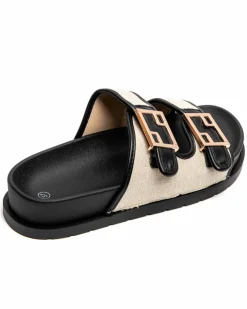 Karo sandal