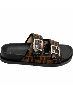 Karo sandal
