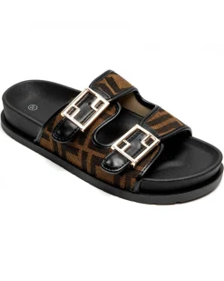 Karo sandal