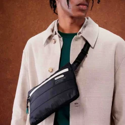 Lightweight bumbag