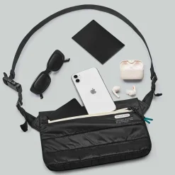 Lightweight bumbag
