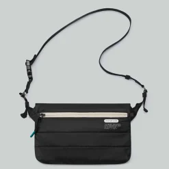 Lightweight bumbag