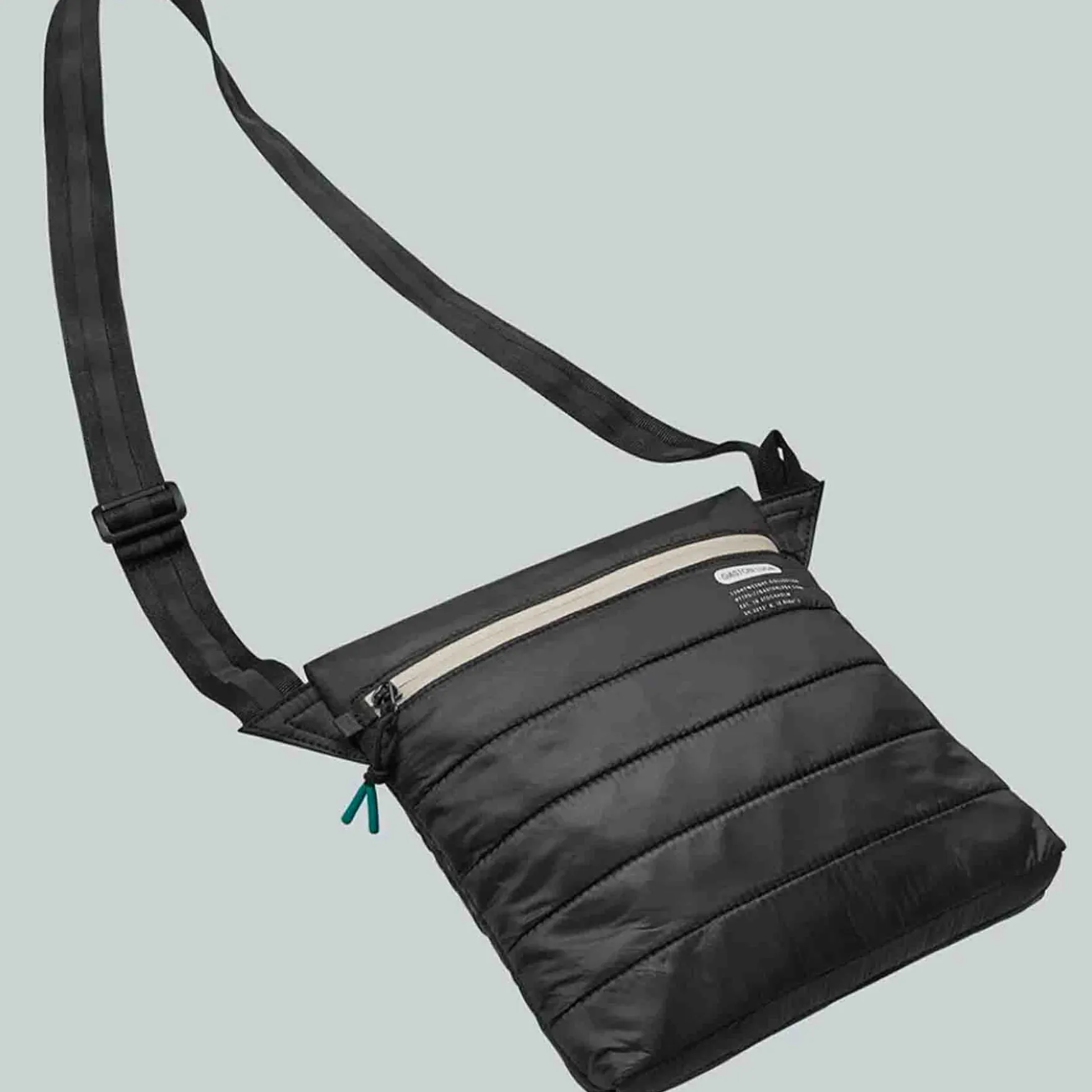 Lightweight daybag