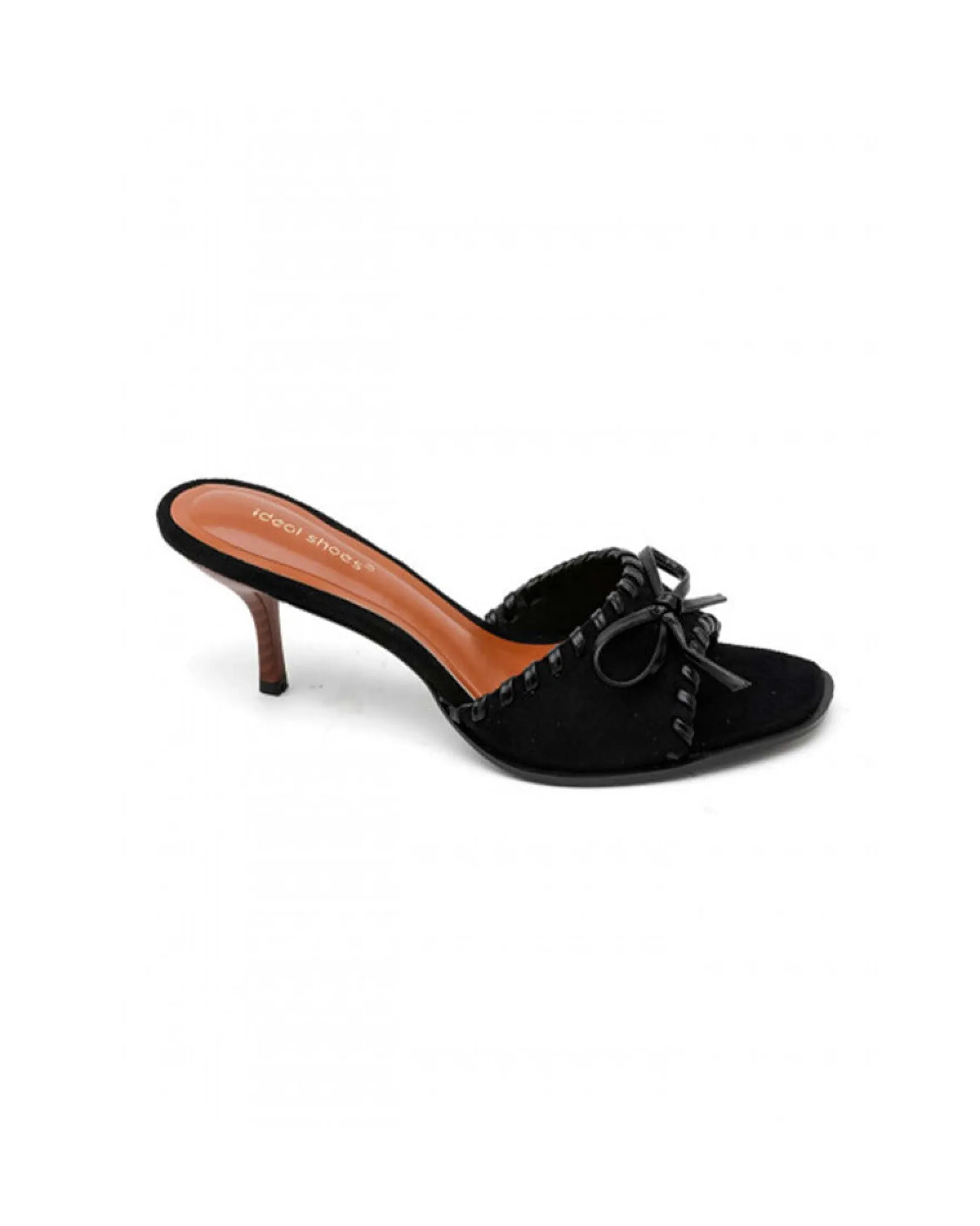 Liva details heel