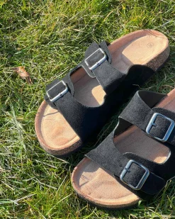 Luka suede sandal