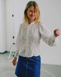 Lunina embroidery blouse
