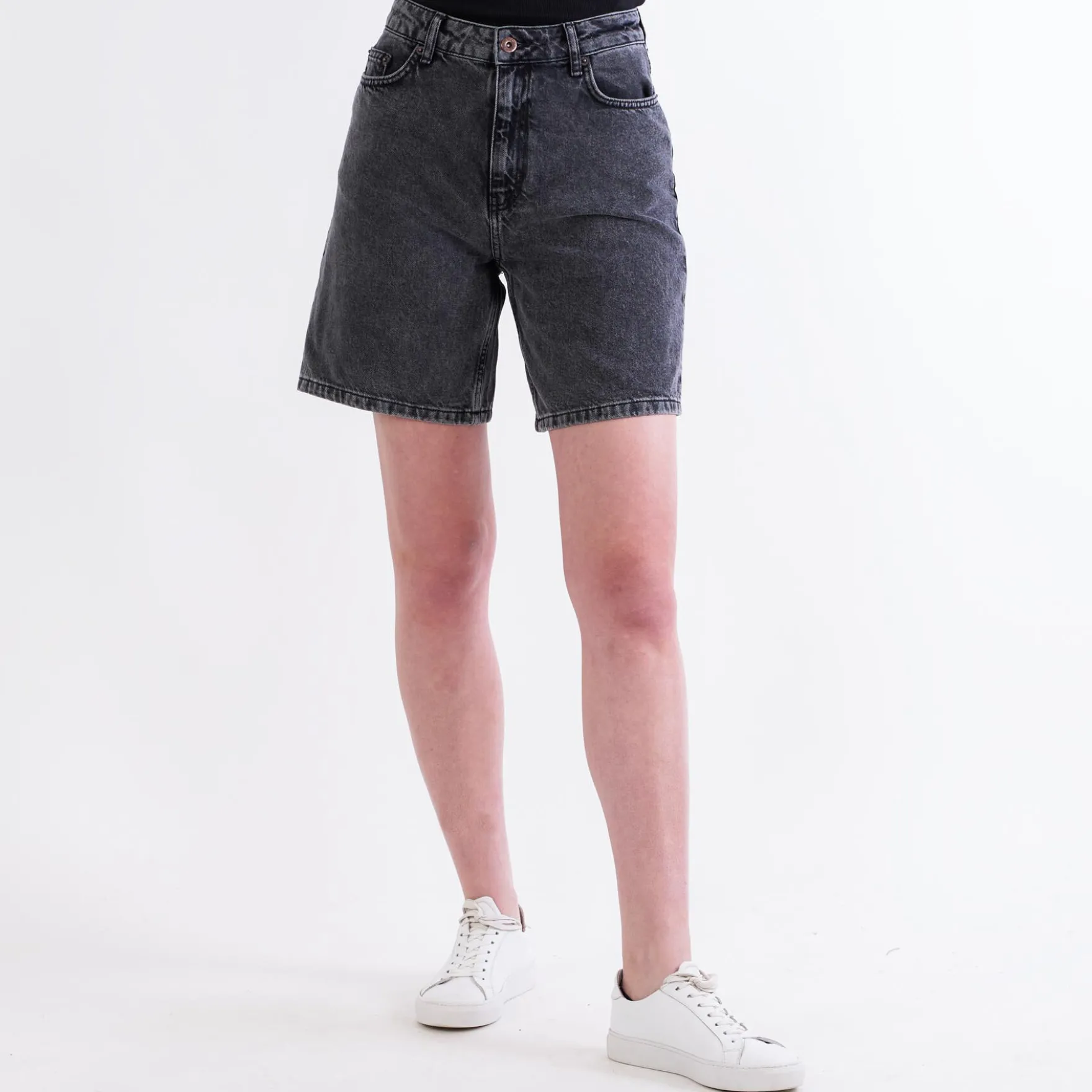 Maggie tb shorts