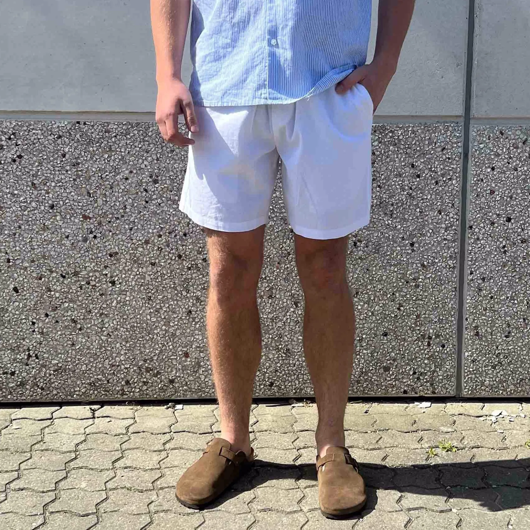 Mario Linen Shorts