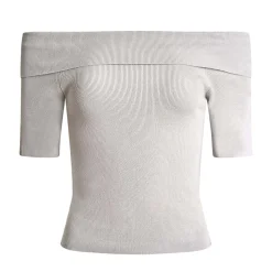 Melanie offshoulder