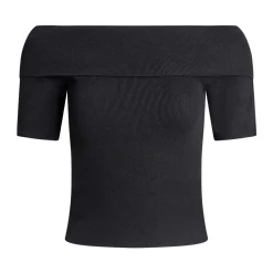 Melanie offshoulder