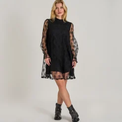 Milo lace dress