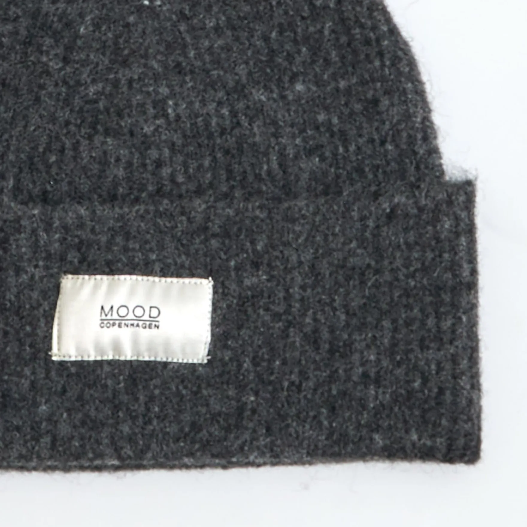 Mondi knit beanie