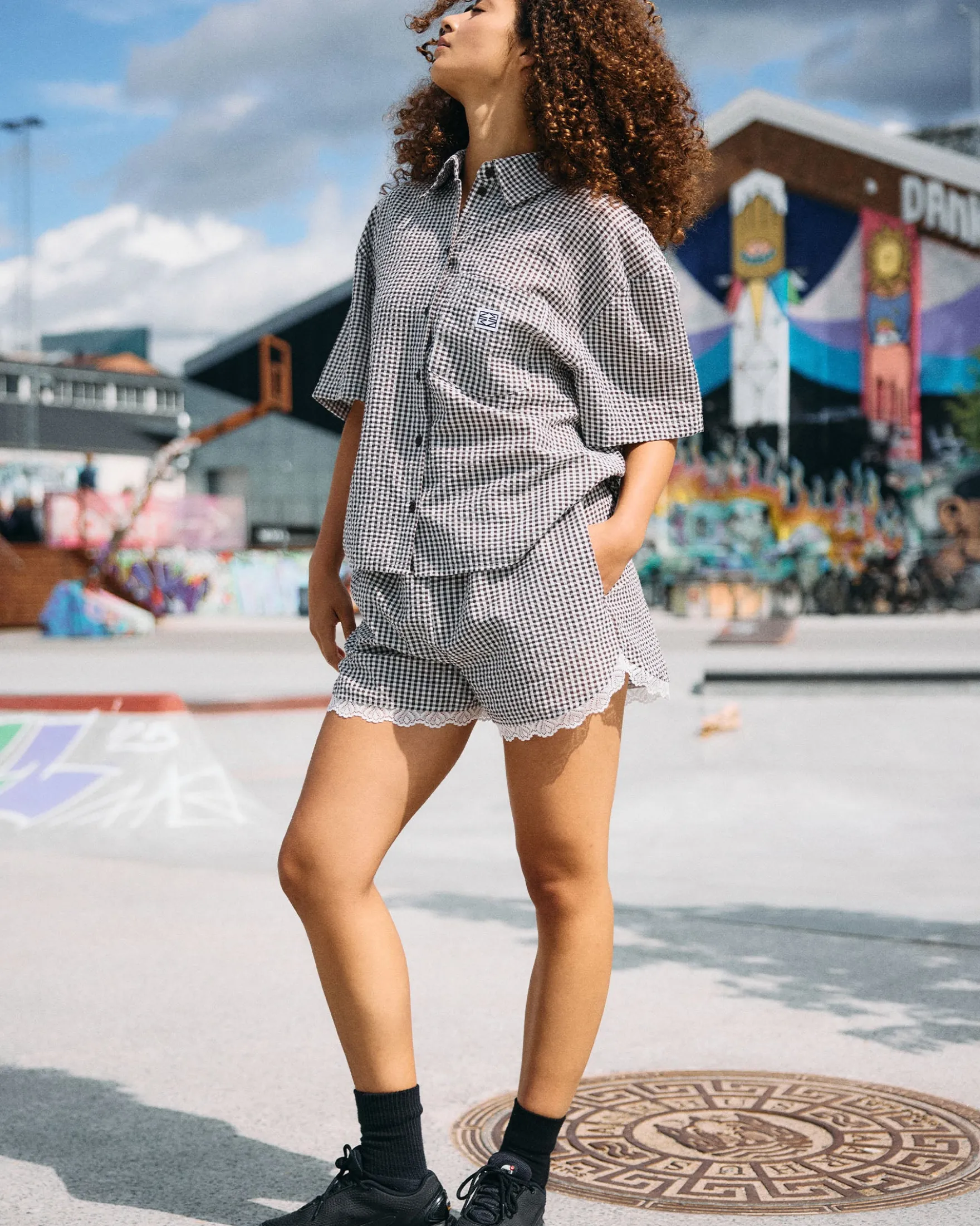 NMELIZA SHORTS