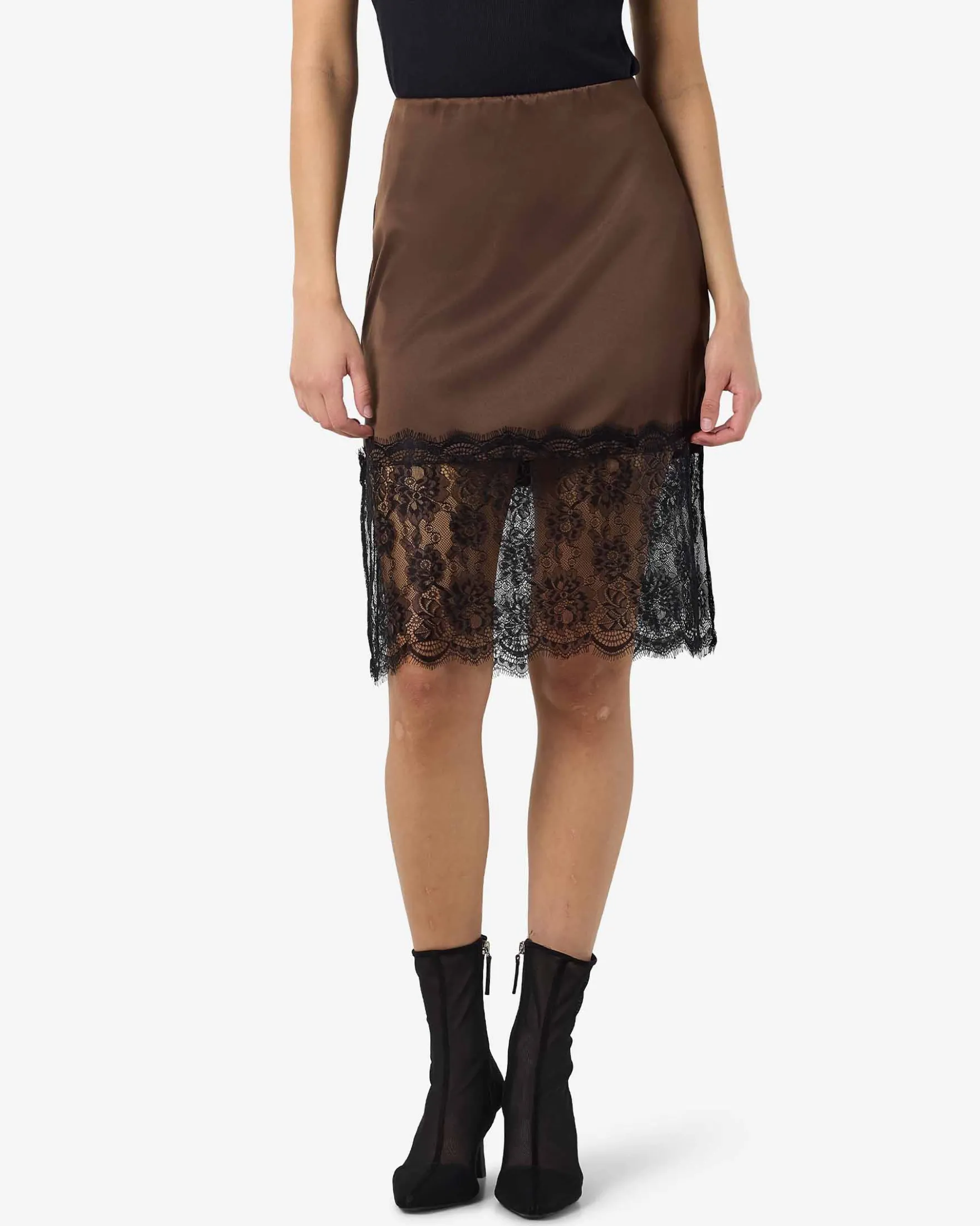 NMINFERNO SATIN LACE SKIRT