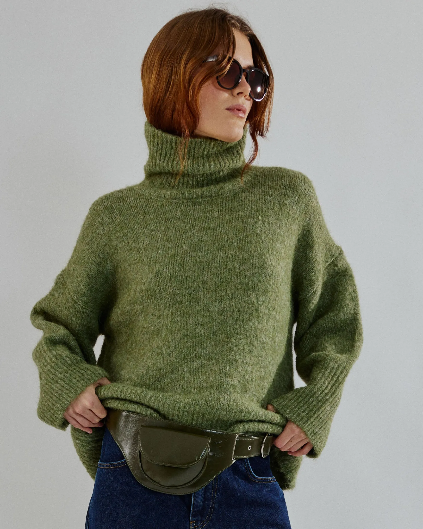 Nona fluffy highneck knit