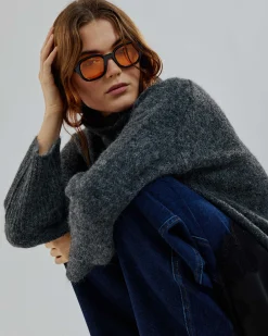Nona fluffy highneck knit