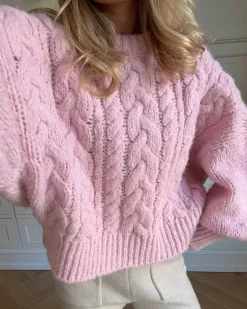 Noraic sweater