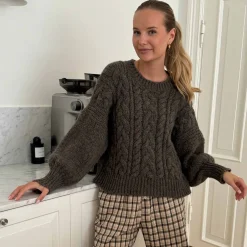 Noraic sweater