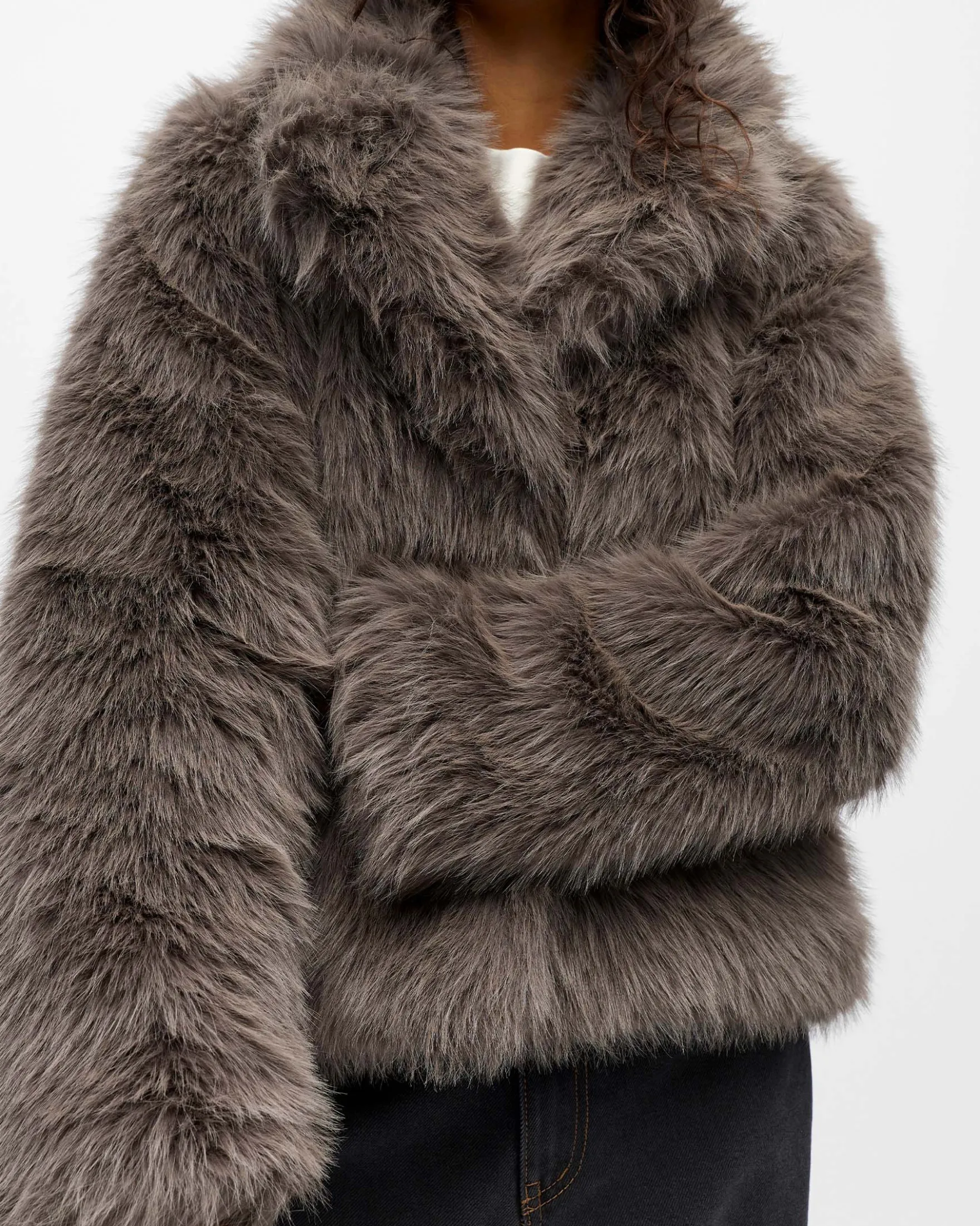 OBJISADORA L/S LO HAIRY COAT